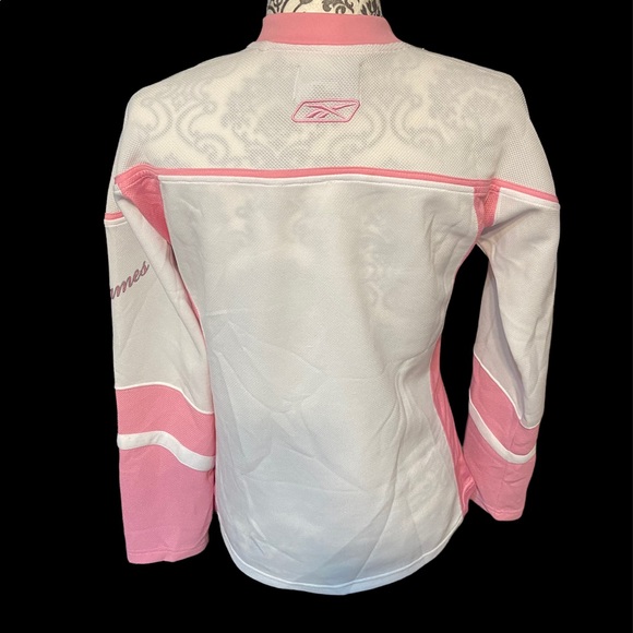 Licensed Calgary Flames Jersey - Picture 2 of 3